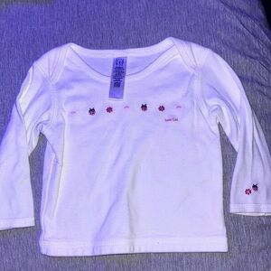 GAP White Long Sleeve Tee with Subtle Chest Details